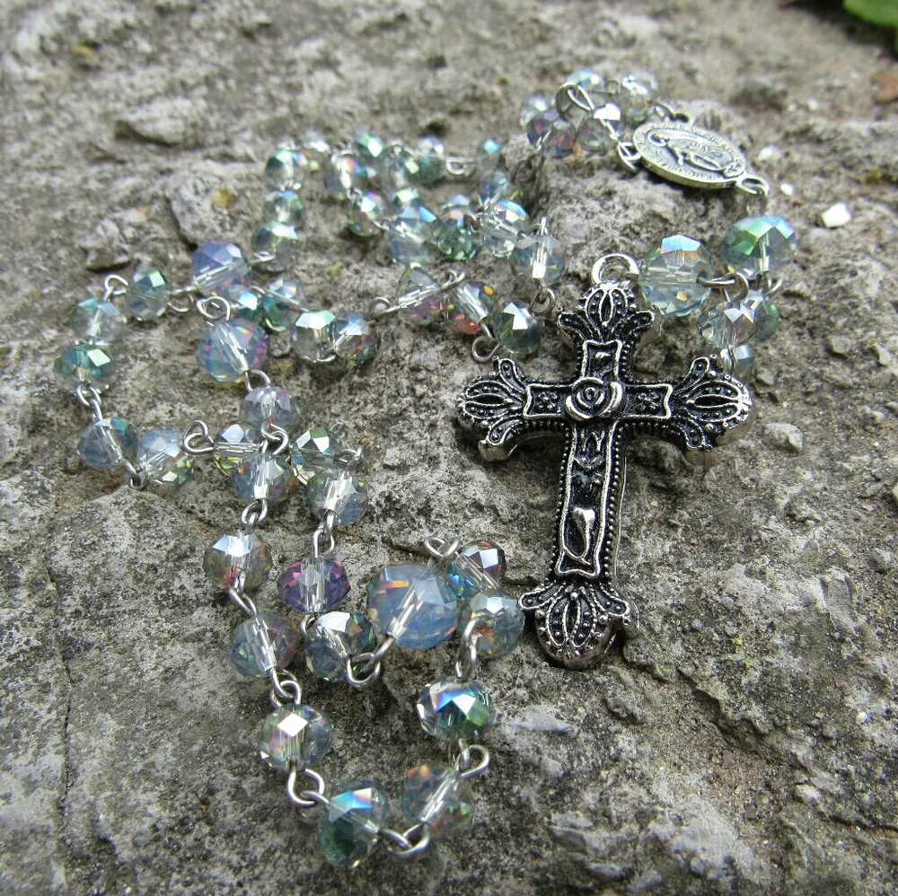 Iridescent green/pink Rosary